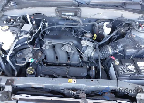 2003 Ford Escape Limited из США, поврежденный, VIN 1FMCU04183KA03950